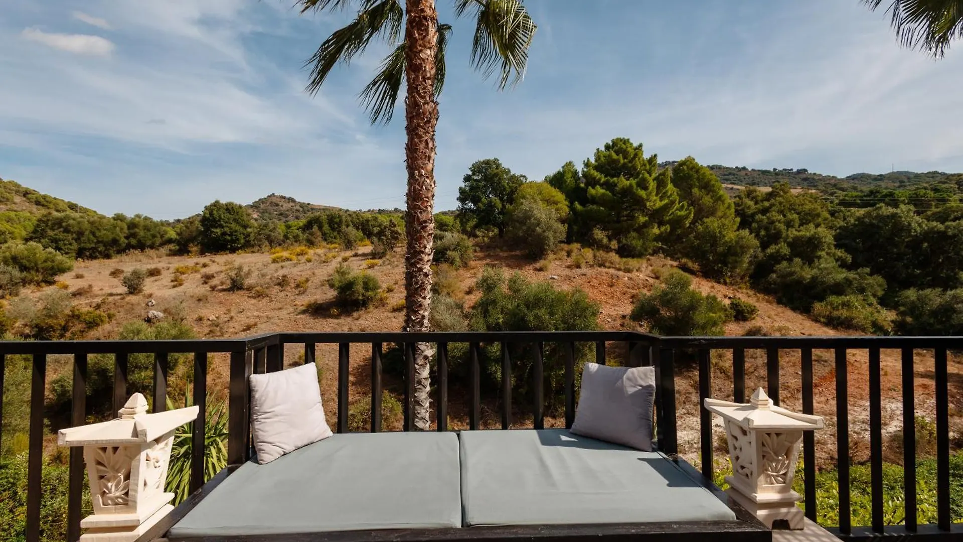 Hotel Shanti Som Monda